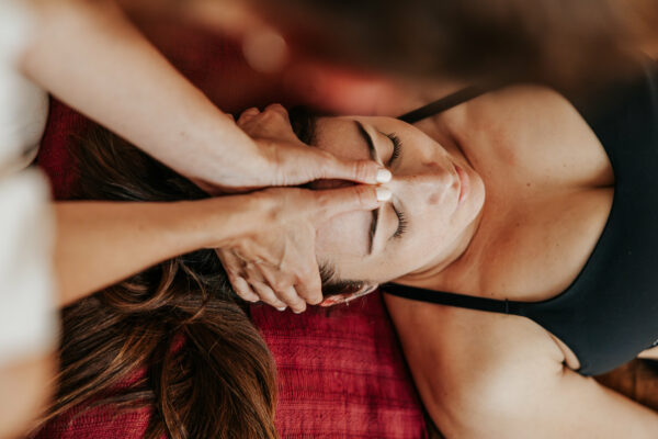 Massage ayurvédique crânien
